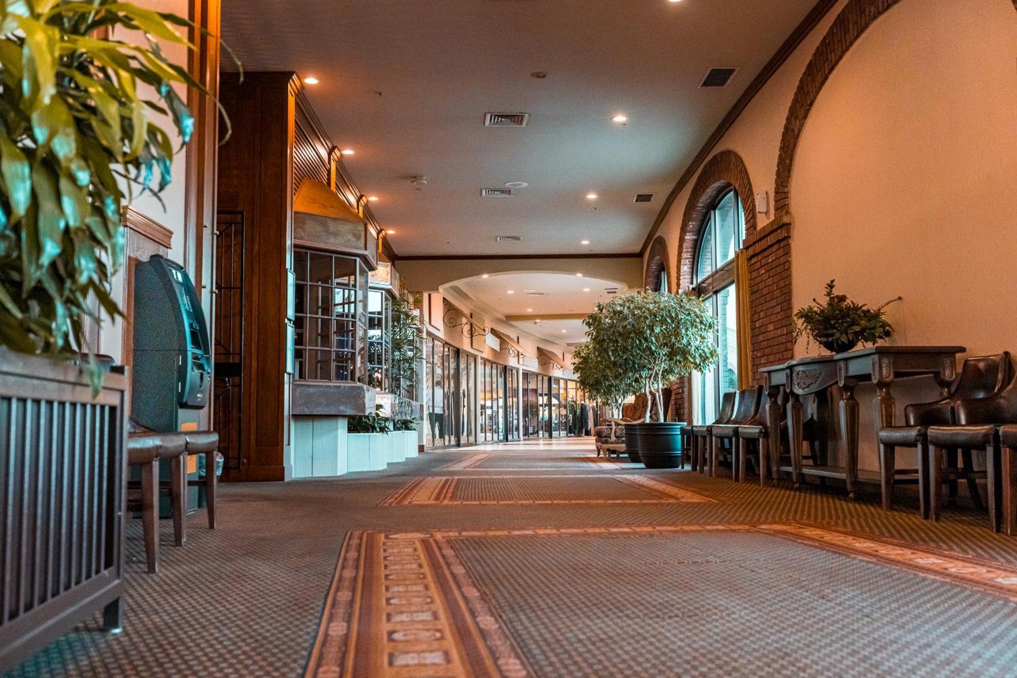 Red Deer Resort & Casino Dış mekan fotoğraf