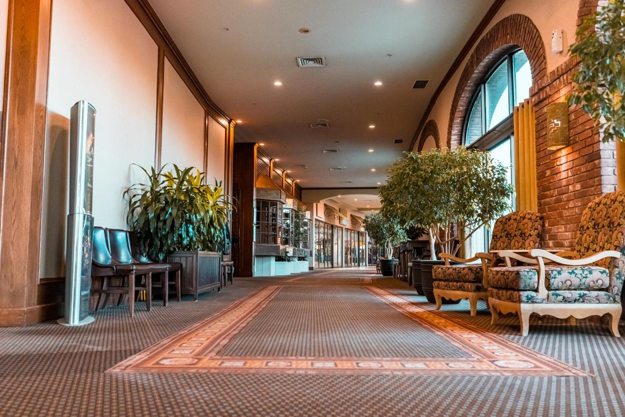 Red Deer Resort & Casino Dış mekan fotoğraf