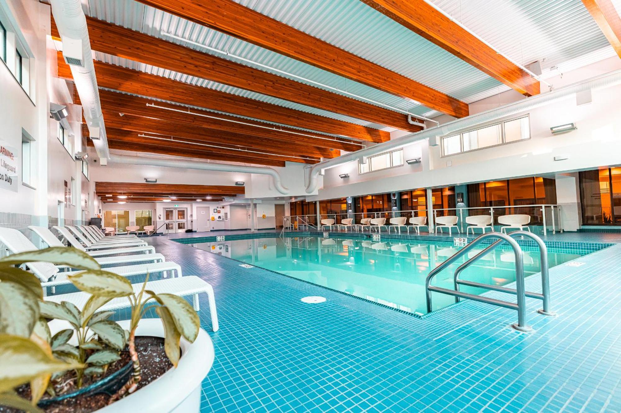 Red Deer Resort & Casino Dış mekan fotoğraf